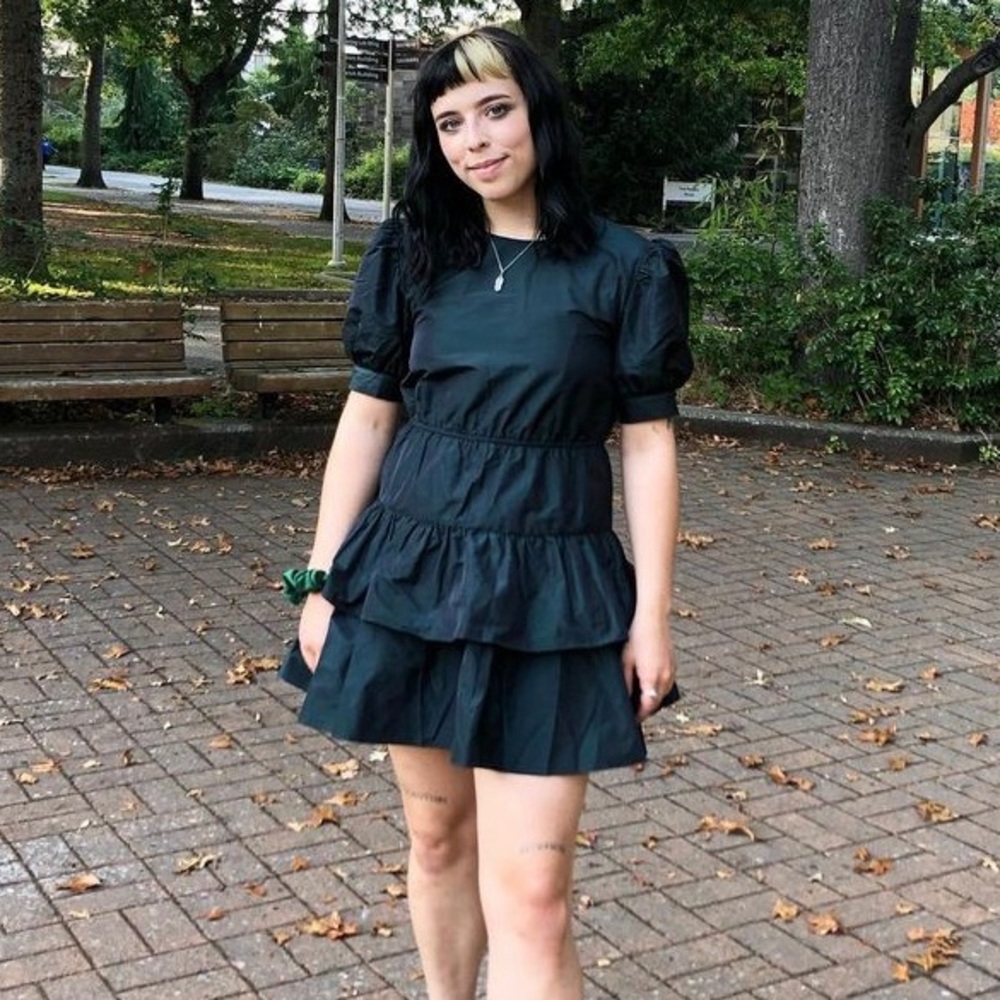 Aritzia Sunday Best CAPRI DRESS in green